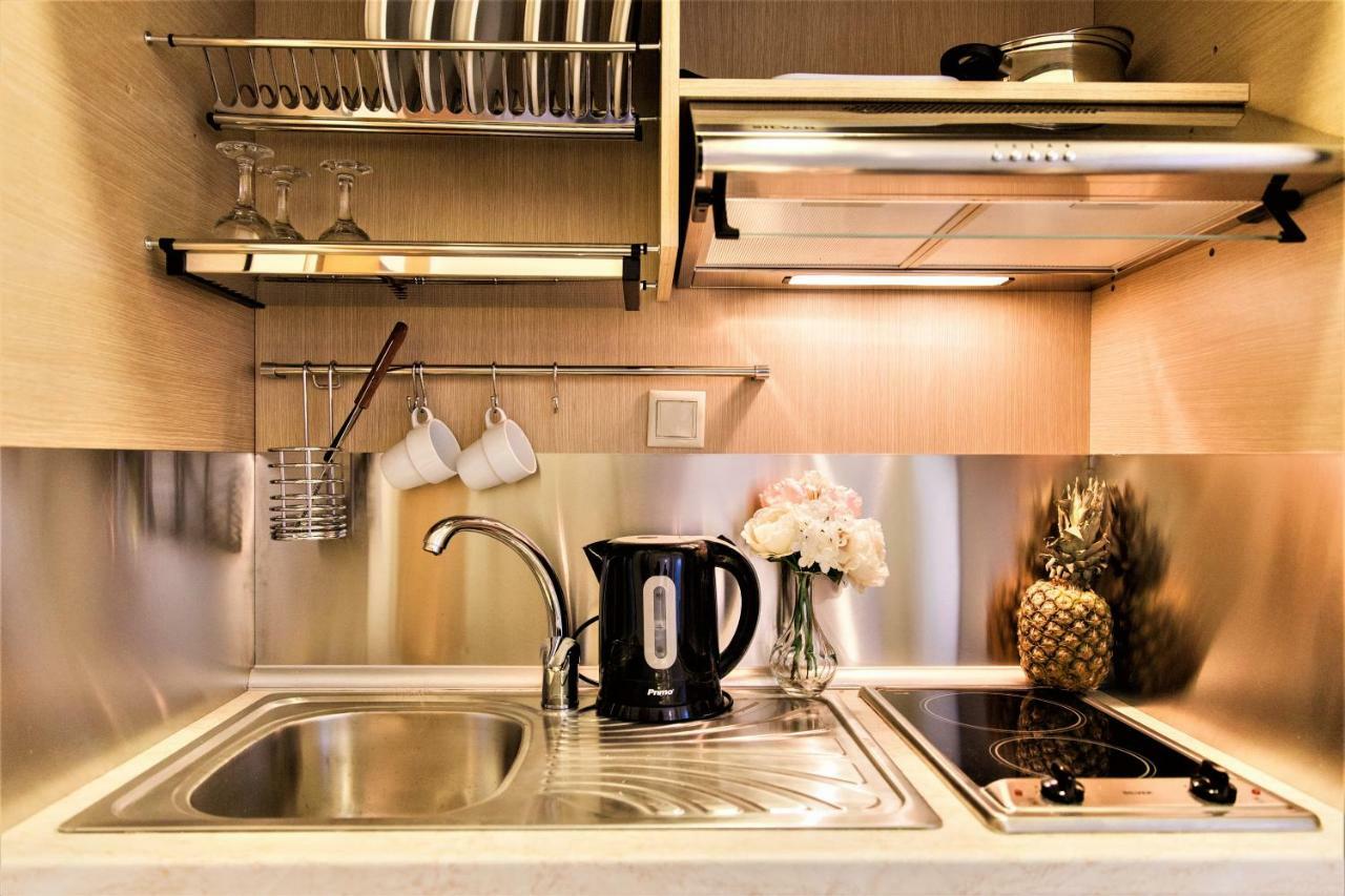 Aggelos Apartments & Deluxe Studios Nydri  Bagian luar foto